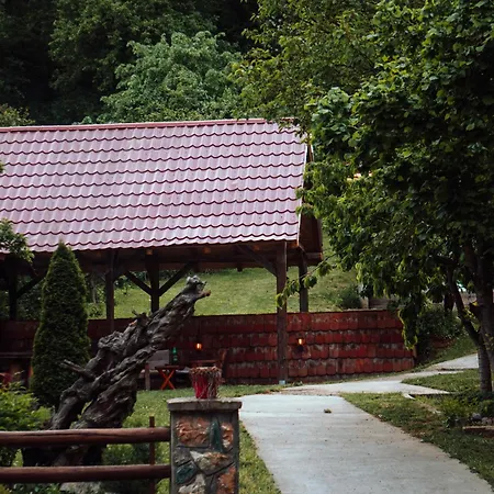 Fruskogorski Mir * Besenovacki Prnjavor